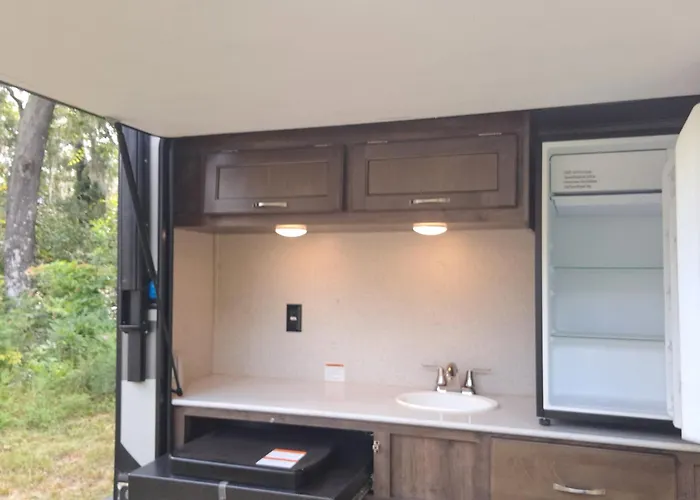Cozy Caravan Near Capitol Fsu Famu Campsite Tallahassee